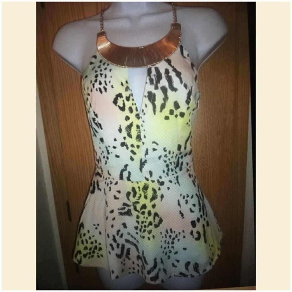 2B BEBE Animal print with Gold accent necklace top